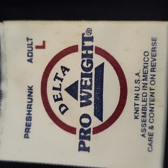 Pro Weight Navy T-Shirt with American Flag Patch - Picture 3 of 3